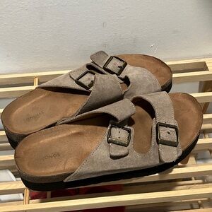 Sonoma Beige Suede Buckle Sandals